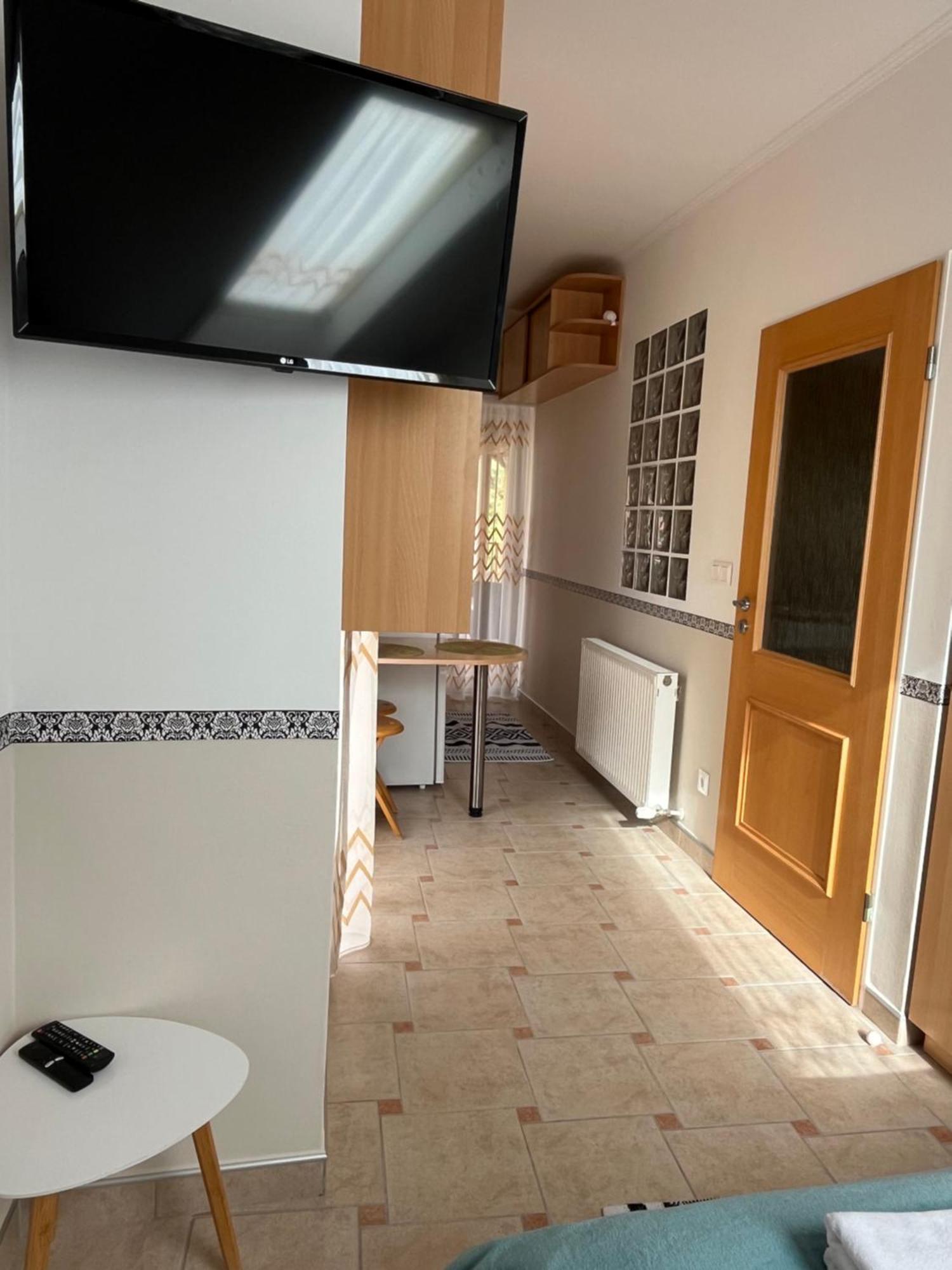 Reka Apartmanhaz Bük エクステリア 写真